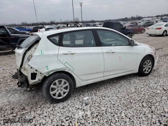 2013 Hyundai Accent GL with VIN KMHCT5AE6DU068695, listed as a Copart auction lot 85578584 with 81,627 mi miles and Salvage Title. Bid and sale history available at carsss.com. Image 3.
