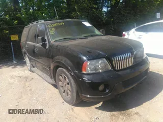 2004 Lincoln Navigator Luxury z VIN 5LMFU28RX4LJ40275, wystawiony jako IAAI lot #42245509 z przebiegiem 174 951 mil mil oraz . Historia ofert i sprzedaży dostępna na DreamBid. Obrazek 1.