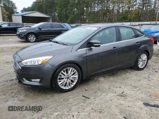 2015 Ford Focus Titanium с VIN 1FADP3J28FL298776, выставлен на аукционе Copart как лот 51960565 с пробегом 236 435 миль миль и Списание • Salvage title. История ставок и продаж доступна на DreamBid. Изображение 1.