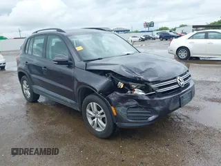 2016 Volkswagen Tiguan SE with VIN WVGAV7AX4GW580074, listed as a IAAI auction lot 42478199 with 114,357 mi miles and . Bid and sale history available at DreamBid. Image 1.