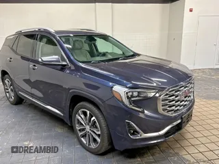 2019 GMC Terrain Denali z VIN 3GKALXEX0KL265568, wystawiony jako Copart lot #58557265 z przebiegiem 120 305 mil mil oraz Czysty tytuł • Clean title. Historia ofert i sprzedaży dostępna na DreamBid. Obrazek 1.