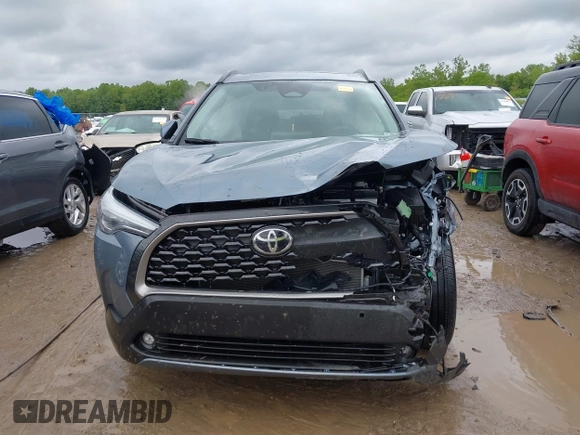 2023 Toyota Corolla Cross XLE с VIN 7MUDAAAG4PV062515, выставлен на аукционе IAAI как лот 42323389 с пробегом 30 092 миль миль и . История ставок и продаж доступна на DreamBid. Изображение 12.