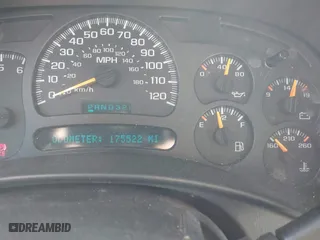 2004 Chevrolet Tahoe LT with VIN 1GNEK13T34J147108, listed as a IAAI auction lot 41681752 with 175,522 mi miles. Bid and sale history available at carsss.com. Image 7.