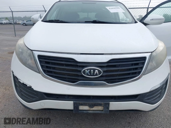 2011 Kia Sportage LX with VIN KNDPB3A24B7096901, listed as a IAAI auction lot 42090280 with 257,145 mi miles and . Bid and sale history available at carsss.com. Image 6.