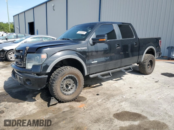 2014 Ford F-150 XL with VIN 1FTFW1ETXEFB42782, listed as a Copart auction lot 56055895 with 147,995 mi miles and Salvage title. Bid and sale history available at DreamBid. Image 1.