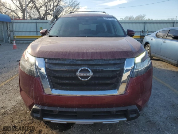2024 Nissan Pathfinder SL with VIN 5N1DR3CC2RC205762, listed as a Copart auction lot 83455004 with 13,792 mi miles and Salvage Title. Bid and sale history available at carsss.com. Image 5.