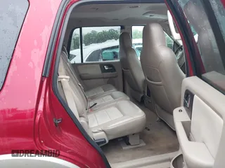 2006 Ford Expedition Eddie Bauer z VIN 1FMPU17506LA33013, wystawiony jako IAAI lot #42201809 z przebiegiem 205 163 mil mil oraz . Historia ofert i sprzedaży dostępna na DreamBid. Obrazek 8.