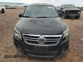 2011 Volkswagen Tiguan SEL with VIN WVGAV7AX9BW559813, listed as a Copart auction lot 55975815 with 160,795 mi miles and Salvage title. Bid and sale history available at DreamBid. Image 5.