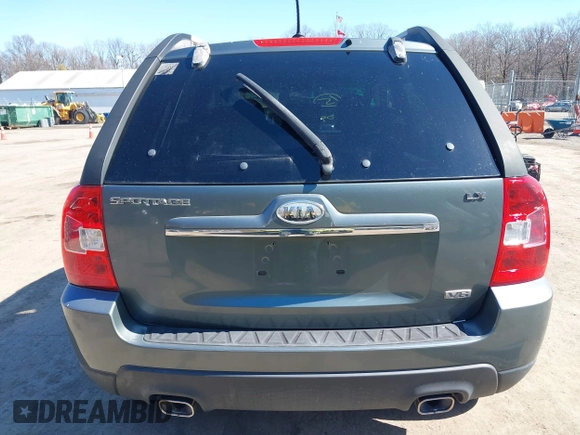 2009 Kia Sportage LX with VIN KNDJF723897635507, listed as a IAAI auction lot 41738092 with 159,850 mi miles. Bid and sale history available at carsss.com. Image 17.
