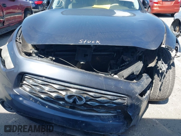 2009 Infiniti FX with VIN JNRAS18U69M102629, listed as a IAAI auction lot 42152789 with 188,718 mi miles and . Bid and sale history available at carsss.com. Image 6.
