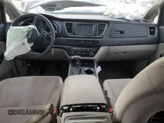 2020 Kia Sedona LX with VIN KNDMB5C11L6633749, listed as a Copart auction lot 82845404 with 105,964 mi miles and Salvage Title. Bid and sale history available at carsss.com. Image 8.