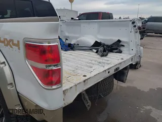 2009 Ford F-150 XL with VIN 1FTPW14V79KC93079, listed as a IAAI auction lot 41238612 with 175,052 mi miles. Bid and sale history available at carsss.com. Image 6.