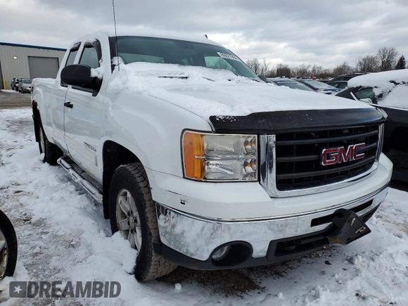 2010 GMC Sierra 1500 SLE z VIN 1GTSKVE36AZ149335, wystawiony jako Copart lot #86621964 z przebiegiem 83 381 mil mil oraz Czysty tytuł • Clean title. Historia ofert i sprzedaży dostępna na DreamBid. Obrazek 4.