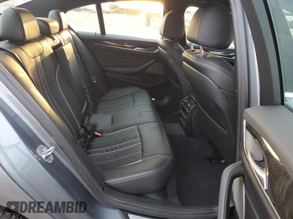 2018 BMW 5 Series 530e xDrive with VIN WBAJB1C57JG624122, listed as a Copart auction lot 45330575 with 54,378 mi miles and Salvage Title. Bid and sale history available at carsss.com. Image 10.