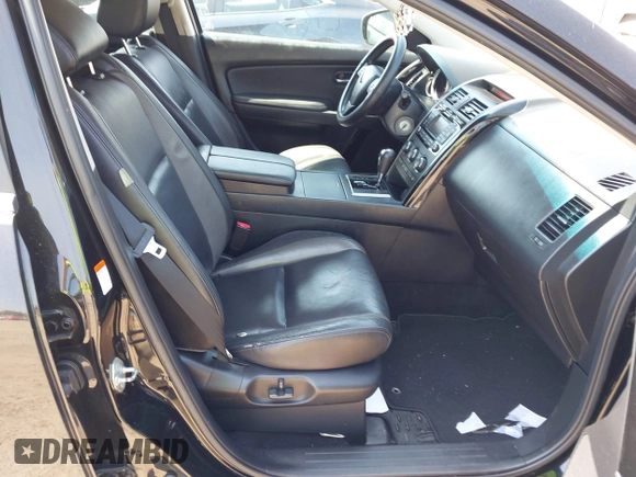 2010 Mazda CX-9 Sport with VIN JM3TB3MV2A0231926, listed as a IAAI auction lot 42113532 with 135,469 mi miles and . Bid and sale history available at carsss.com. Image 5.