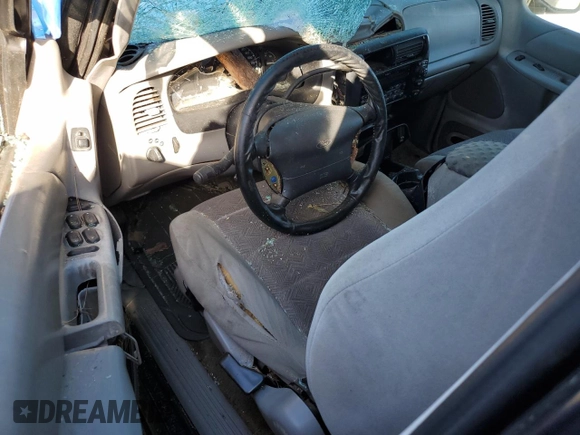 2001 Ford Explorer XLT with VIN 1FMZU63PX1ZA74123, listed as a Copart auction lot 75094814 with Not provided miles and Salvage title. Bid and sale history available at DreamBid. Image 8.