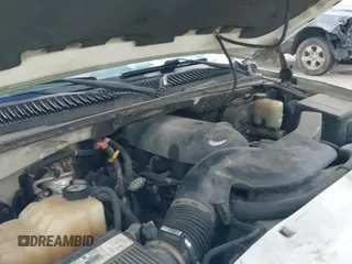 2002 Chevrolet Avalanche z VIN 3GNEC13T62G284118, wystawiony jako IAAI lot #43195031 z przebiegiem 263 235 mil mil oraz . Historia ofert i sprzedaży dostępna na DreamBid. Obrazek 12.