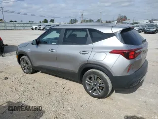 2022 Kia Seltos LX z VIN KNDEPCAAXN7319091, wystawiony jako Copart lot #78162244 z przebiegiem 76 592 mil mil oraz Nie do naprawy. Historia ofert i sprzedaży dostępna na DreamBid. Obrazek 2.