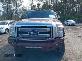 2015 Ford F-250 Lariat z VIN 1FT7W2BT5FEA79838, wystawiony jako IAAI lot #41655574 z przebiegiem 228 737 mil mil oraz . Historia ofert i sprzedaży dostępna na DreamBid. Obrazek 12.