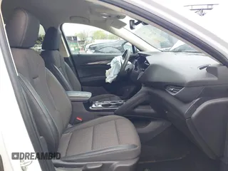 2022 Buick Envision Preferred with VIN LRBAZLR44ND126457, listed as a IAAI auction lot 42116322 with 21,450 mi miles and . Bid and sale history available at carsss.com. Image 5.