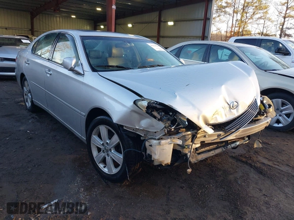 2005 Lexus ES 330 with VIN JTHBA30G355067558, listed as a IAAI auction lot 41273706 with 202,361 mi miles. Bid and sale history available at carsss.com. Image 1.