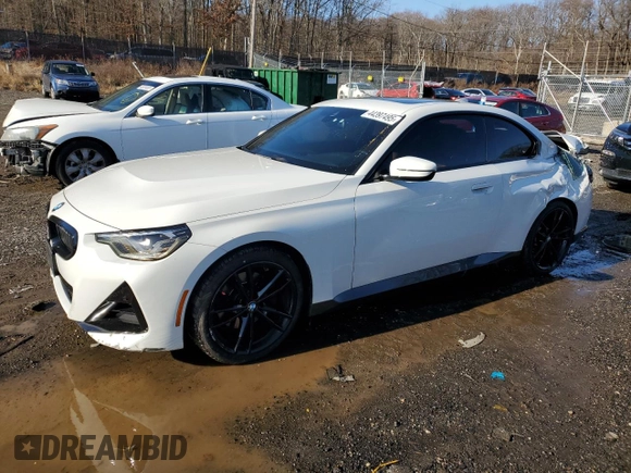 2022 BMW 2 Series 230i with VIN 3MW23CM00N8C58220, listed as a Copart auction lot 44397495 with 35,499 mi miles and Salvage Title. Bid and sale history available at carsss.com. Image 1.