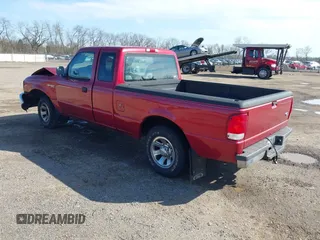 2000 Ford Ranger XL with VIN 1FTYR14V3YTA72602, listed as a IAAI auction lot 41984388 with 125,256 mi miles. Bid and sale history available at carsss.com. Image 3.