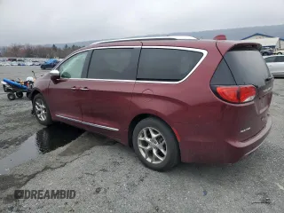 2018 Chrysler Pacifica Limited z VIN 2C4RC1GG7JR273886, wystawiony jako Copart lot #50383575 z przebiegiem 95 103 mil mil oraz Szkody całkowita. Historia ofert i sprzedaży dostępna na DreamBid. Obrazek 2.