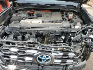 2023 Toyota Tundra Platinum Hybrid with VIN 5TFNC5DBXPX013832, listed as a Copart auction lot 54232575 with 52,894 mi miles and Clean title. Bid and sale history available at DreamBid. Image 11.