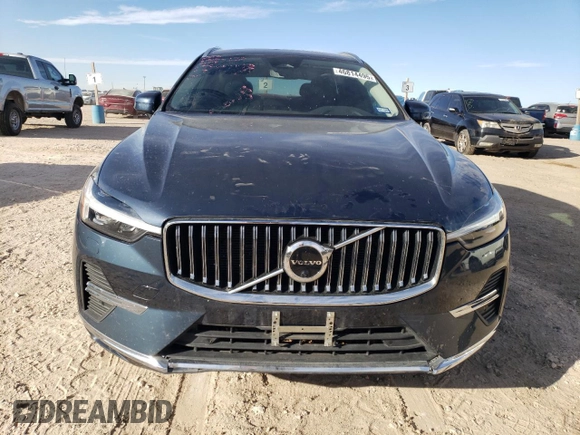2023 Volvo XC60 Plus Bright Theme с VIN YV4L12DNXP1203748, выставлен на аукционе Copart как лот 46814495 с пробегом 5 243 миль миль и Списание • Salvage title. История ставок и продаж доступна на DreamBid. Изображение 5.