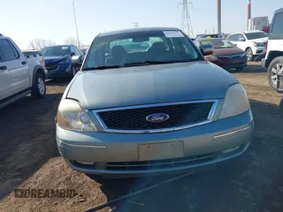 2006 Ford Five Hundred SEL with VIN 1FAFP27196G100488, listed as a IAAI auction lot 41781274 with 170,232 mi miles. Bid and sale history available at carsss.com. Image 12.