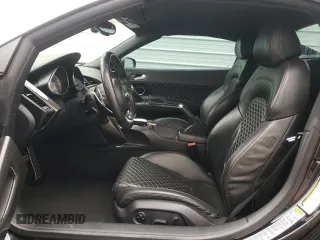 2014 Audi R8 z VIN WUASUAFG4EN001365, wystawiony jako Copart lot #58440864 z przebiegiem 67 980 mil mil oraz Szkody całkowita. Historia ofert i sprzedaży dostępna na DreamBid. Obrazek 7.