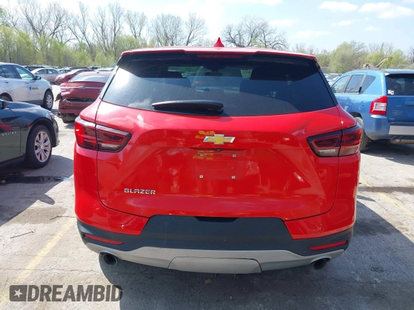 2023 Chevrolet Blazer LT z VIN 3GNKBCR44PS168938, wystawiony jako IAAI lot #42014810 z przebiegiem 59 931 mil mil oraz . Historia ofert i sprzedaży dostępna na DreamBid. Obrazek 16.
