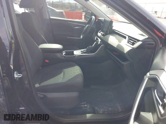 2022 Toyota RAV4 Hybrid XLE with VIN 2T3RWRFV1NW137075, listed as a IAAI auction lot 41652736 with 54,777 mi miles. Bid and sale history available at carsss.com. Image 5.