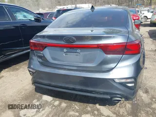 2019 Kia Forte LXS with VIN 3KPF24AD9KE112092, listed as a IAAI auction lot 41795486 with 77,603 mi miles and . Bid and sale history available at carsss.com. Image 17.