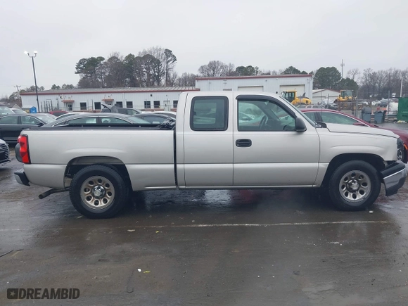 2006 Chevrolet Silverado 1500 LS with VIN 1GCEC19X96Z271646, listed as a IAAI auction lot 41412231 with 213,065 mi miles. Bid and sale history available at carsss.com. Image 13.
