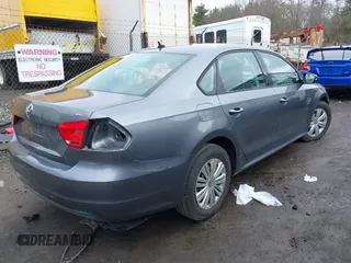 2015 Volkswagen Passat Wolfsburg Edition with VIN 1VWAT7A37FC026077, listed as a IAAI auction lot 41630524 with 136,966 mi miles and . Bid and sale history available at DreamBid. Image 4.
