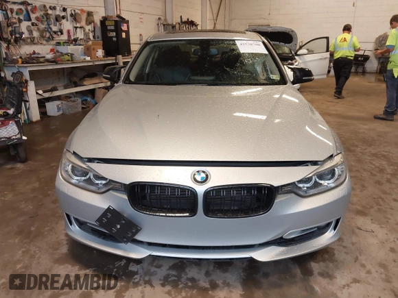 2013 BMW 3 Series 335i xDrive with VIN WBA3B9C55DF587637, listed as a IAAI auction lot 42538708 with 131,730 mi miles and . Bid and sale history available at DreamBid. Image 12.