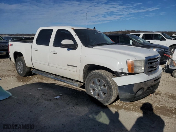 2013 GMC Sierra 1500 SLT with VIN 3GTP2WE74DG337547, listed as a Copart auction lot 82698644 with 185,146 mi miles and Salvage Title. Bid and sale history available at carsss.com. Image 4.