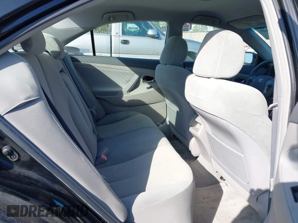 2009 Toyota Camry with VIN 4T4BE46K59R061779, listed as a IAAI auction lot 42140805 with 231,084 mi miles. Bid and sale history available at carsss.com. Image 8.