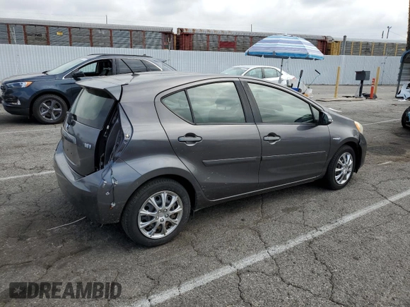 2013 Toyota Prius One with VIN JTDKDTB31D1547008, listed as a Copart auction lot 55497505 with 119,285 mi miles and Clean Title. Bid and sale history available at DreamBid. Image 3.