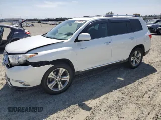 2011 Toyota Highlander Limited z VIN 5TDYK3EH6BS045702, wystawiony jako Copart lot #57365345 z przebiegiem 178 878 mil mil oraz Szkoda całkowita • Salvage title. Historia ofert i sprzedaży dostępna na DreamBid. Obrazek 1.