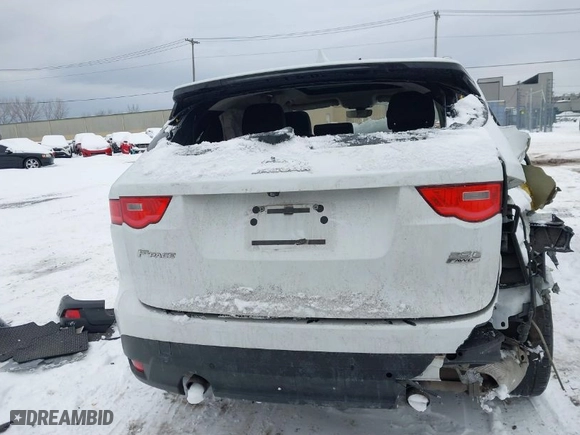 2019 Jaguar F-PACE 25t Premium with VIN SADCJ2FX2KA609389, listed as a IAAI auction lot 41001997 with 85,625 mi miles. Bid and sale history available at carsss.com. Image 15.