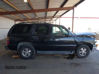2002 Chevrolet Tahoe LS with VIN 1GNEC13V42J188049, listed as a IAAI auction lot 42538707 with 287,452 mi miles and . Bid and sale history available at DreamBid. Image 14.