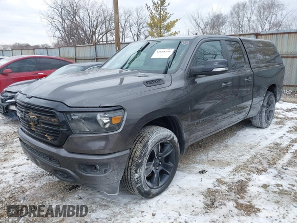 2021 Ram 1500 Big Horn с VIN 1C6SRFBT7MN537067, выставлен на аукционе IAAI как лот 41636141 с пробегом 48 006 миль миль и . История ставок и продаж доступна на DreamBid. Изображение 17.