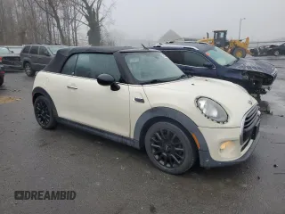 2017 MINI Convertible Cooper с VIN WMWWG5C39H3C99832, выставлен на аукционе Copart как лот 83254454 с пробегом 90 122 миль миль и Списание • Salvage title. История ставок и продаж доступна на DreamBid. Изображение 4.