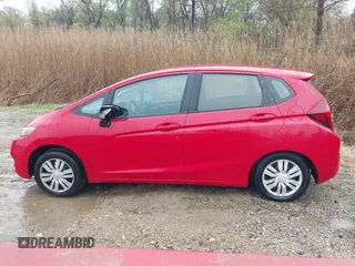 2016 Honda Fit LX with VIN JHMGK5H50GX031660, listed as a IAAI auction lot 41994936 with 117,472 mi miles. Bid and sale history available at carsss.com. Image 14.