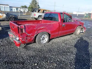 1999 GMC Sonoma with VIN 1GTCS1441XK501097, listed as a IAAI auction lot 41656623 with 162,160 mi miles. Bid and sale history available at carsss.com. Image 4.