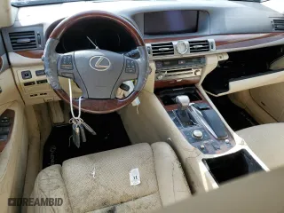 2014 Lexus LS 460 with VIN JTHBL5EF6E5131050, listed as a Copart auction lot 74003874 with 0 mi miles and Non Repairable. Bid and sale history available at carsss.com. Image 8.