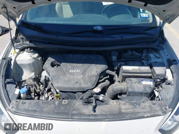 2016 Hyundai Accent SE with VIN KMHCT4AE8GU116955, listed as a IAAI auction lot 42088866 with 111,519 mi miles. Bid and sale history available at carsss.com. Image 10.